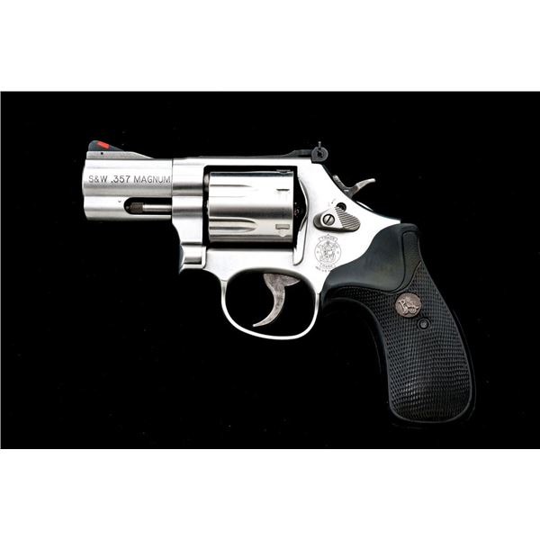 Smith & Wesson Model 686-6 Plus Double Action Revolver