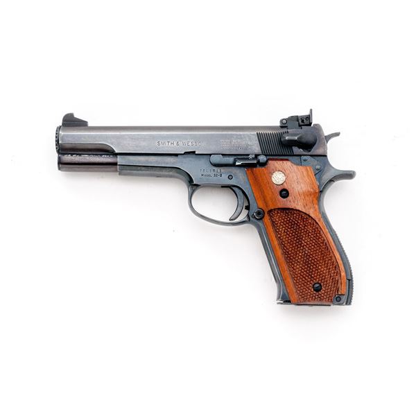 Smith & Wesson Model 52-2 Semi-Automatic Target Pistol