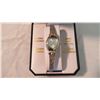 Image 2 : Traditional quartz watch - genuine crystal - needs battery