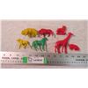 Image 1 : (7) plastic animals