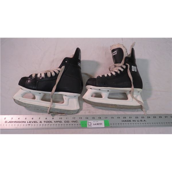 kids CCM skates - SL1000 - size 3