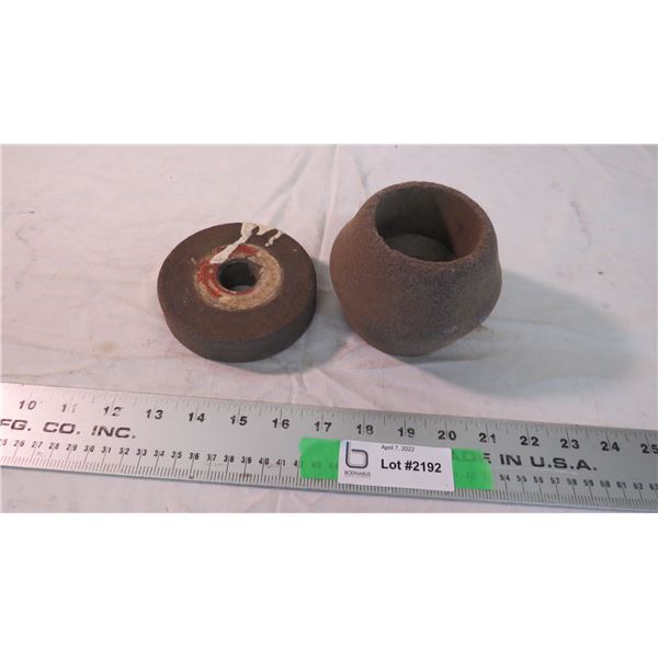 (2) grinding stones