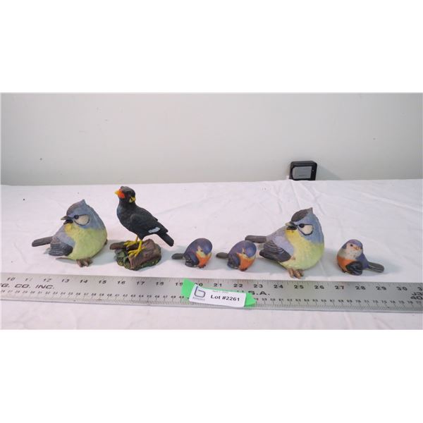 Bag of misc bird figures