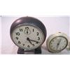 Image 2 : (3) Alarm Clocks - 1 works