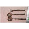 Image 2 : (3) Pieces of Italian serving utensils