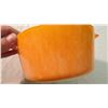 Image 3 : Orange pyrex casserole dish