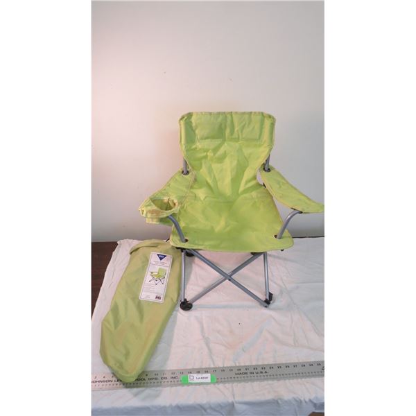 Junior folding arm chair