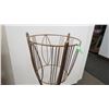Image 3 : *Iron plant stand - 30" tall