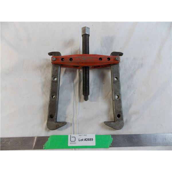 Large puller tool