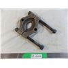 Image 1 : large bearing splitter