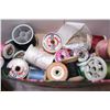 Image 3 : Box with threads and sewing items