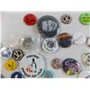 Image 4 : Variety of vintage buttons