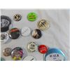 Image 5 : Variety of vintage buttons