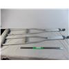 Image 1 : *Adjustable Aluminum Crutches - size 5'2" to 5'10"