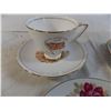 Image 2 : Collector plates + teacup/saucer