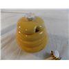 Image 2 : Small ceramic honey bee dish