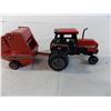 Image 2 : 2X THE BID PRICE - Case International Tractor + Trailer - 1:64