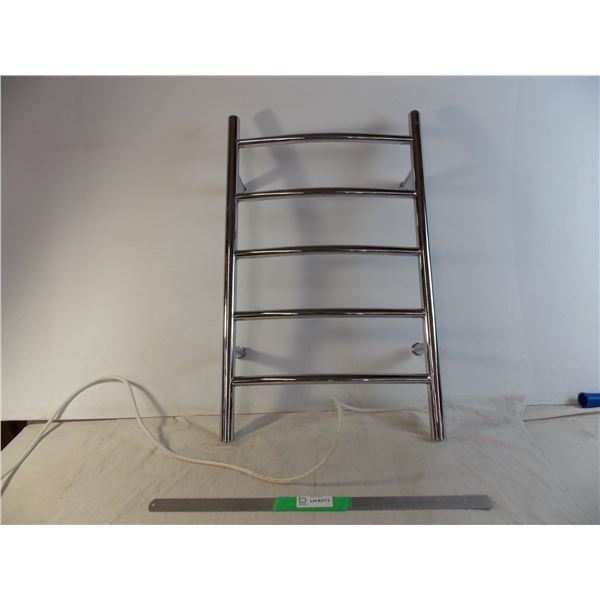 Electric Towel Warmer Rack - powers on