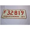 Image 3 : Saskatchewan 1971 License Plates (2)