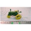 Image 2 : John Deere 1931 GP wide tread tractor 1:16 (no box)