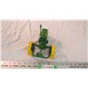 Image 4 : John Deere 1931 GP wide tread tractor 1:16 (no box)