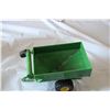 Image 2 : John Deere green auger grain wagon