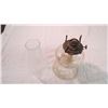 Image 3 : Clear oil finger lamp with chimney (Victorian)