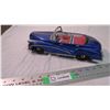 Image 3 : Pressed metal toy car - blue (battery operated)