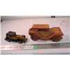 Image 2 : (2) wooden cars