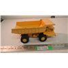 Image 3 : IH Dump Truck - 12" long
