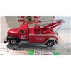 Image 2 : First Gear 1957 IH tow truck - 1:34 in box