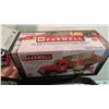 Image 4 : First Gear Farmall 1949 Stake Truck 1:34 with box