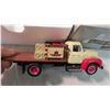 Image 2 : 1998 Farm Toy Show 1957 IH Stake Truck 1:34 with box