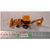 Image 2 : John Deere backhoe - 11" long