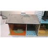 Image 6 : Tin Play house with accessories - 30" long