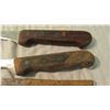 Image 4 : (3) Vintage wood handled knives - stamped speck, 0G1