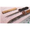 Image 2 : (2) Vintage wood handled knives