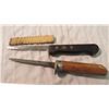 Image 3 : (2) Vintage wood handled knives