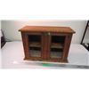 Image 1 : 2-door display cabinet - 22.5x8.5x15.5