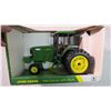 Image 2 : John Deere 7800 tractor with duals - 1:16 NIB