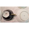 Image 9 : (4) Cup + saucers (3 are occupied japan)