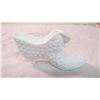 Image 2 : Fenton milk glass slipper