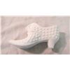 Image 3 : Fenton milk glass slipper