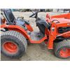 Image 10 : Kubota B2100HD with LA302 loader + hydrostatic 4WD 540+2500PTO Diesel turf tires (working good) with