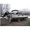 Image 4 : 2015 Bass Buggy 18ft Suntracker Pontoon Boat - 2 live wells, tarp, fish finder, trailer, 40hp  m
