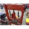 Image 5 : 12Ton hydraulic jack press