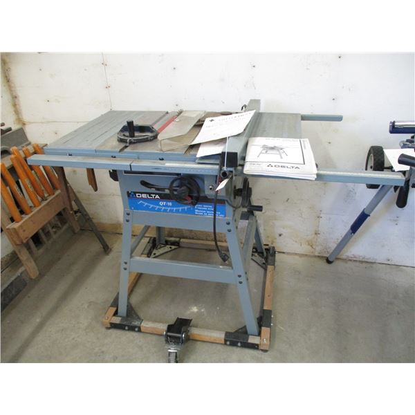 Delta 10" table saw with guide + accessories (working)