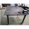 Image 5 : 60x48 work table on casters with anvil + vise - 36" tall
