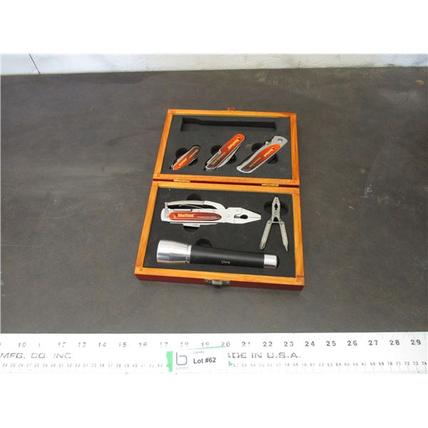 Sheffield tool kit in case
