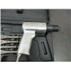 Image 3 : Chicago Pneumatic air chisel with bits + case (working)